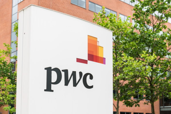 PwC Japan